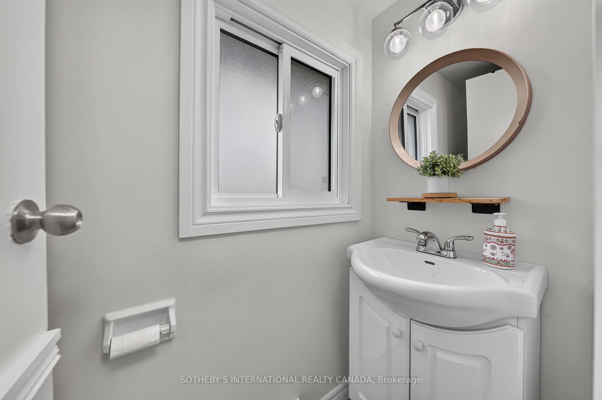 Photo 20 of Unit D, 164 Henry Street, Brantford, Braneida Industrial Park — HOMEH
