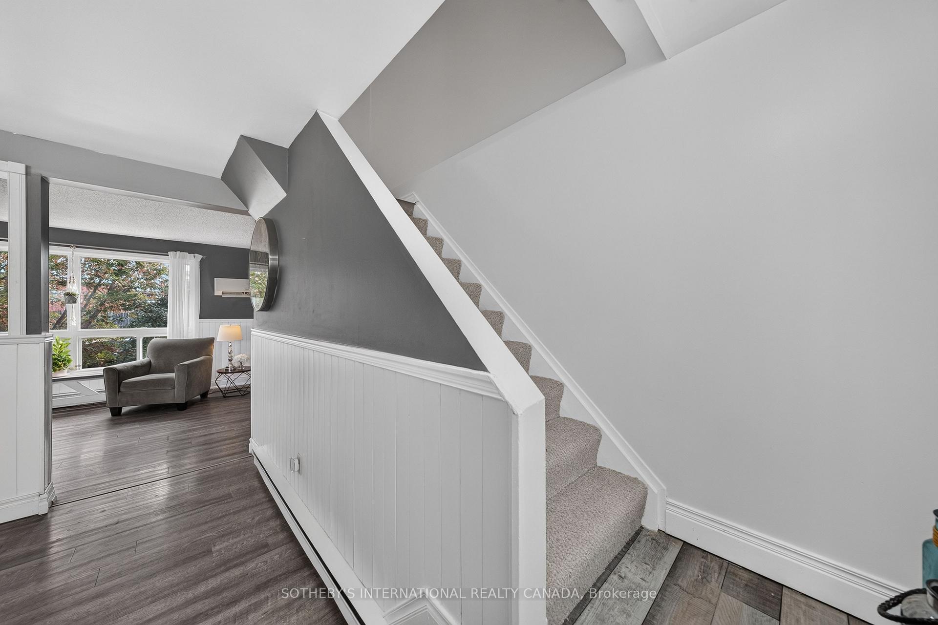 Photo 21 of Unit D, 164 Henry Street, Brantford, Braneida Industrial Park — HOMEH
