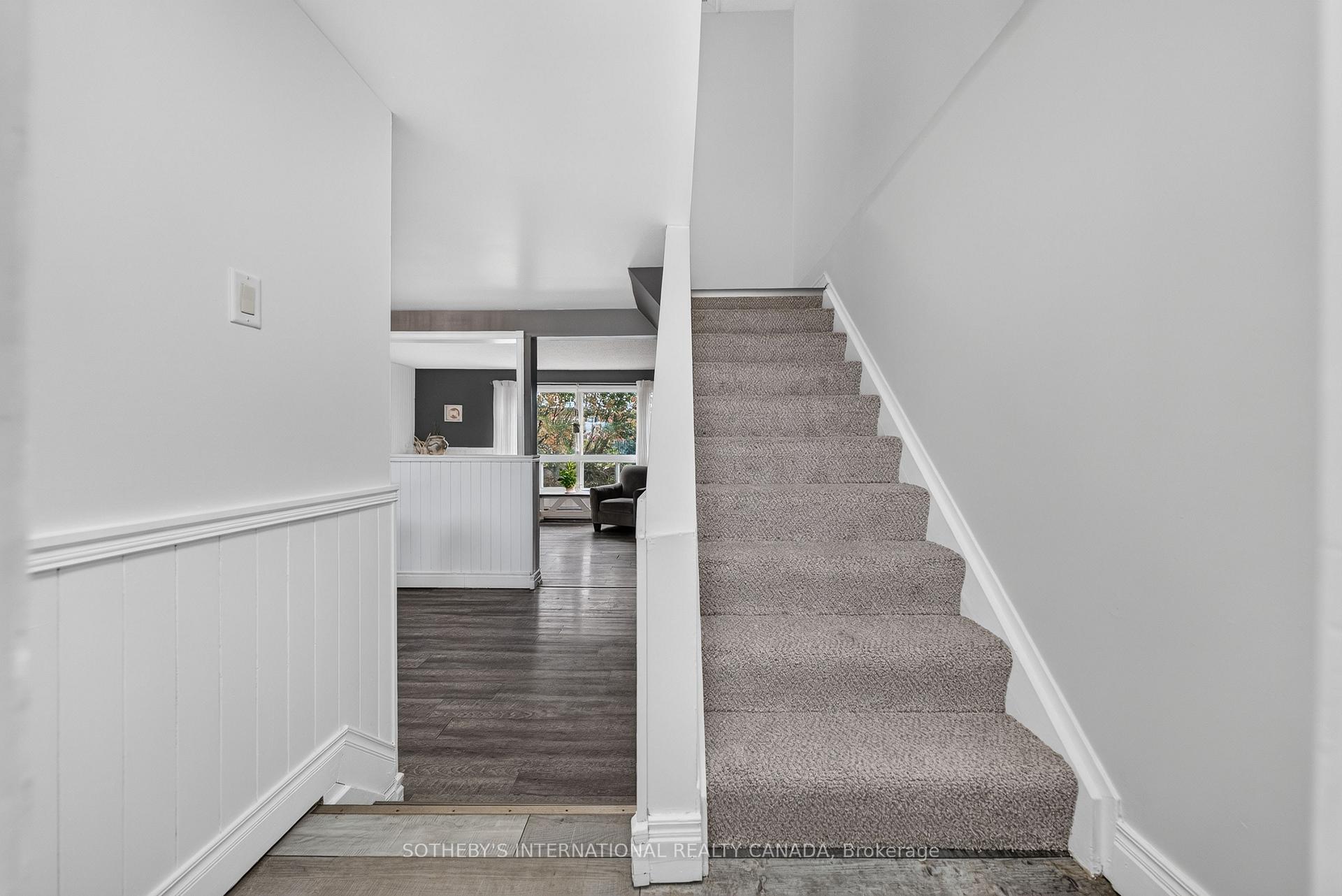 Photo 22 of Unit D, 164 Henry Street, Brantford, Braneida Industrial Park — HOMEH