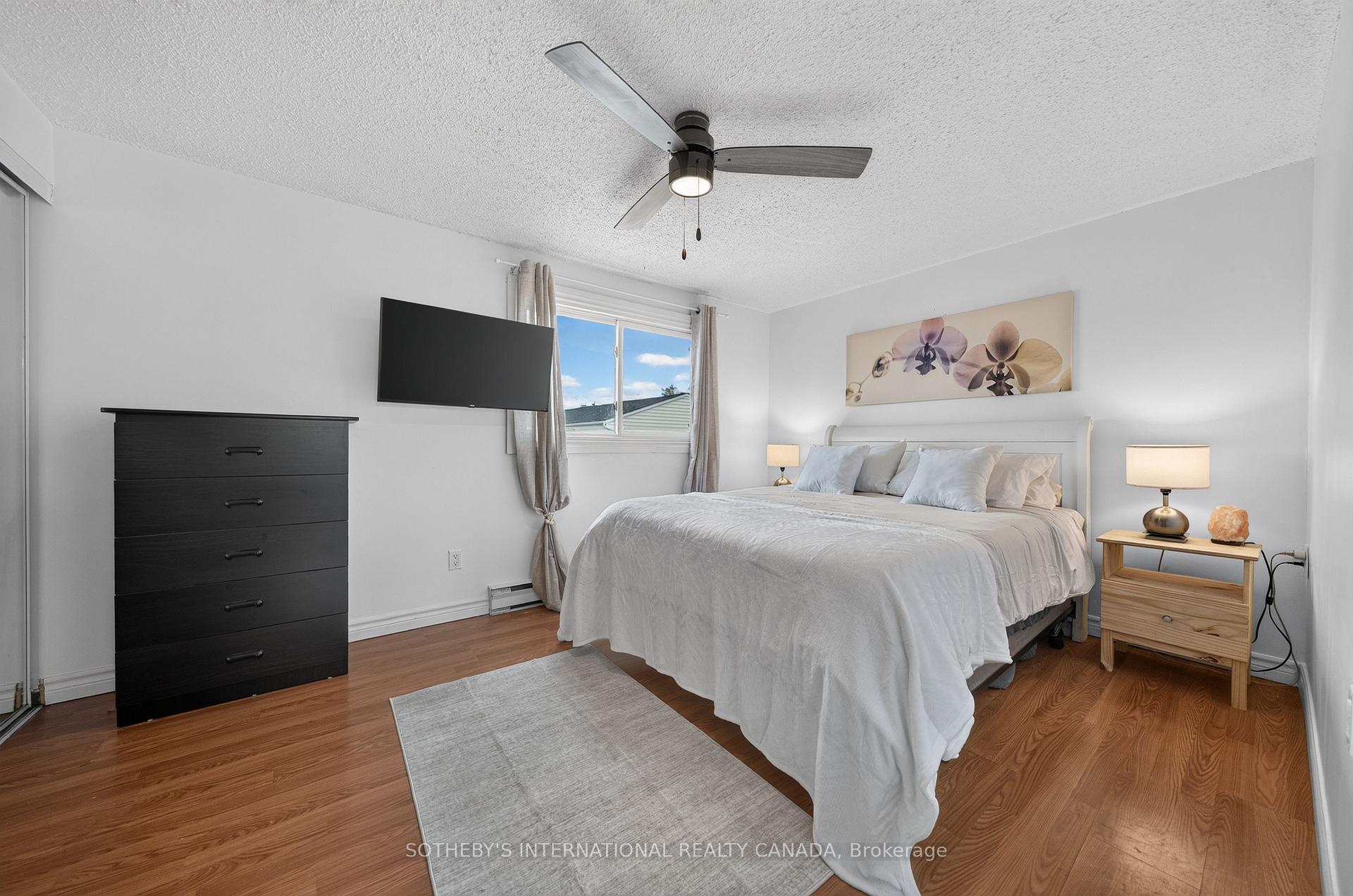Photo 25 of Unit D, 164 Henry Street, Brantford, Braneida Industrial Park — HOMEH