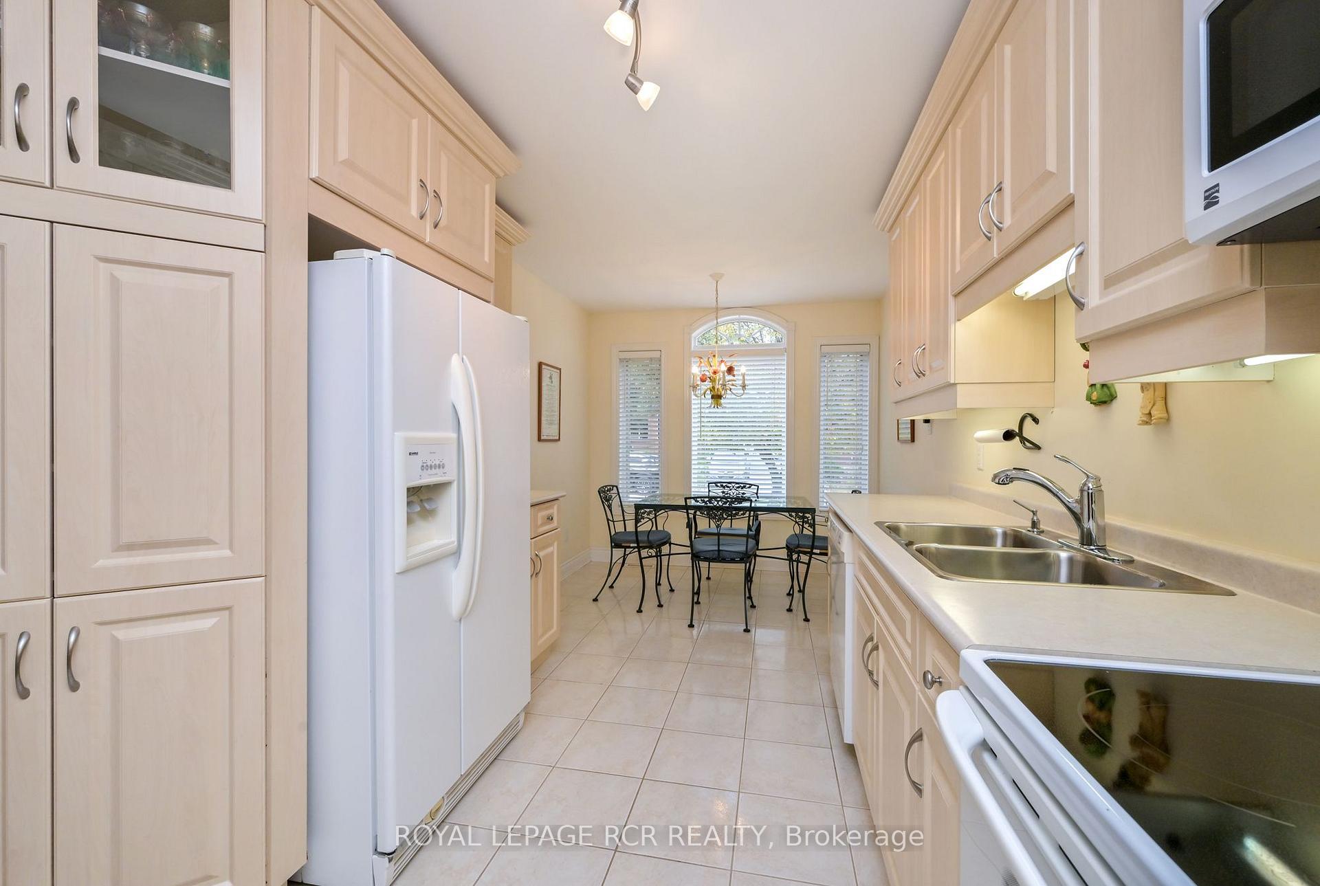 Photo 7 of 13 Montebello Terrace, New Tecumseth, Alliston — HOMEH