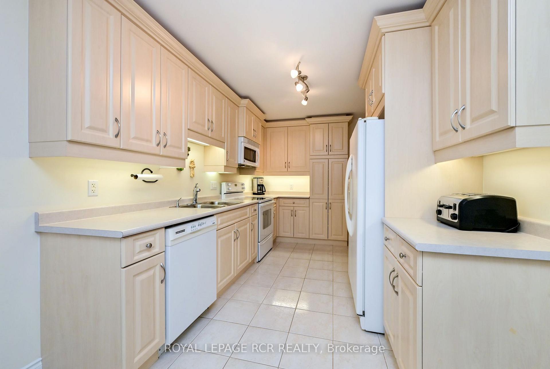Photo 9 of 13 Montebello Terrace, New Tecumseth, Alliston — HOMEH