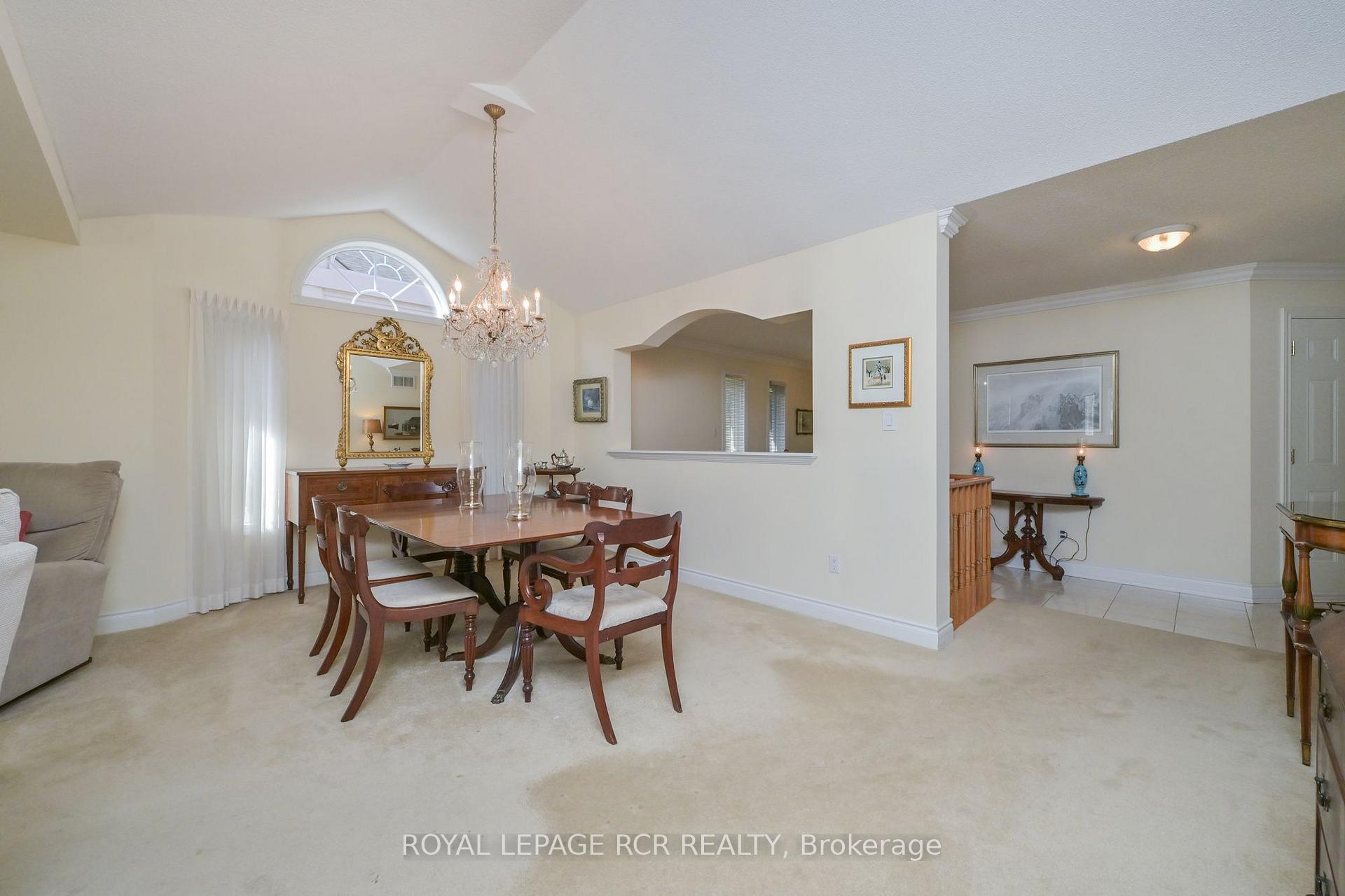 Photo 12 of 13 Montebello Terrace, New Tecumseth, Alliston — HOMEH