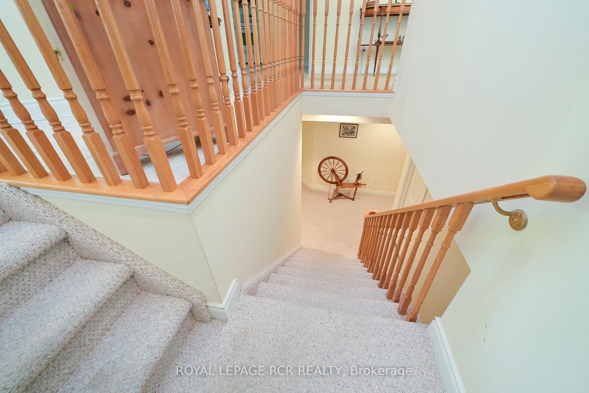 Photo 21 of 13 Montebello Terrace, New Tecumseth, Alliston — HOMEH