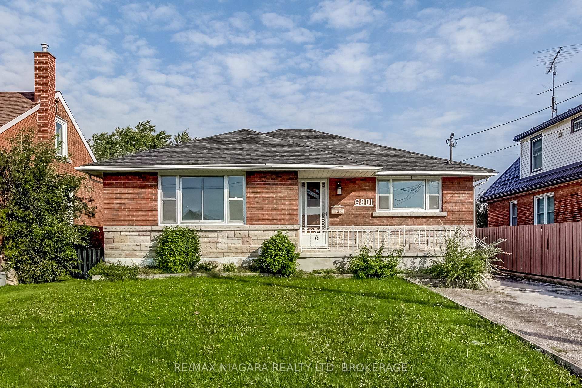 Photo of Unit Main Level, 6801 Dunn Street
