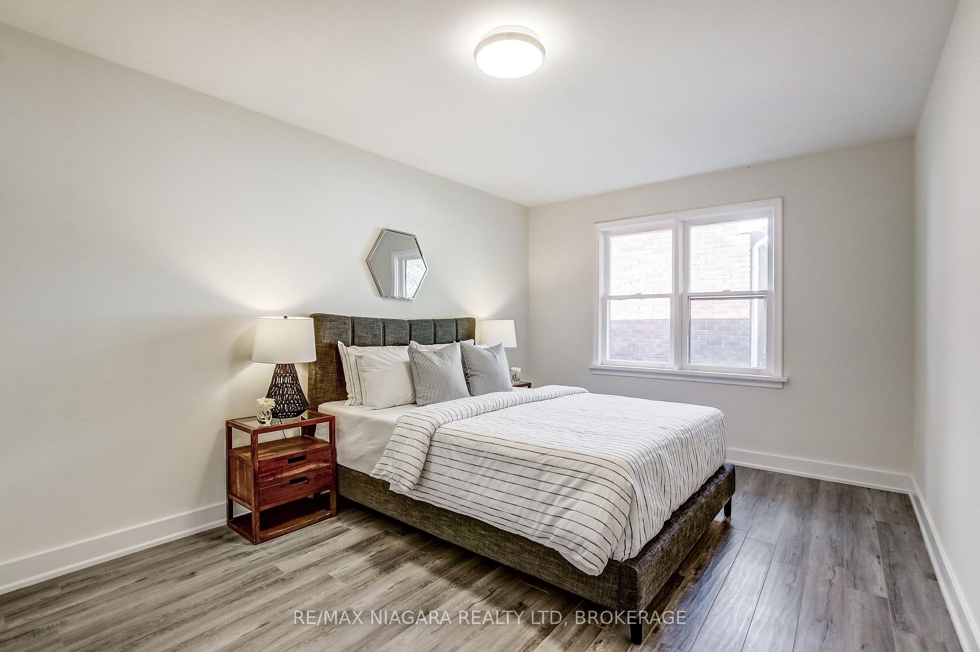 Photo 4 of Unit Main Level, 6801 Dunn Street, Niagara Falls, Dorchester — HOMEH