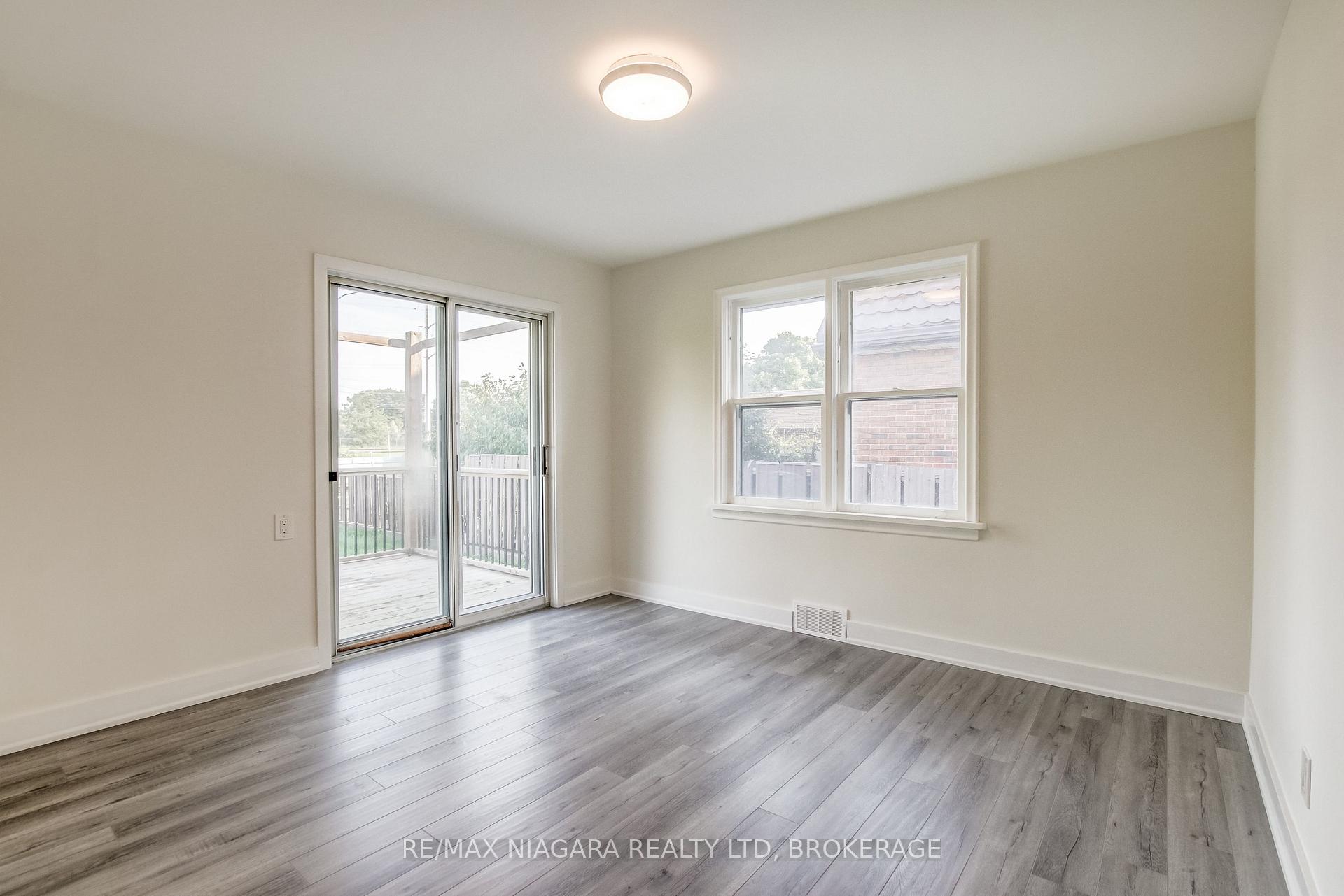 Photo 6 of Unit Main Level, 6801 Dunn Street, Niagara Falls, Dorchester — HOMEH