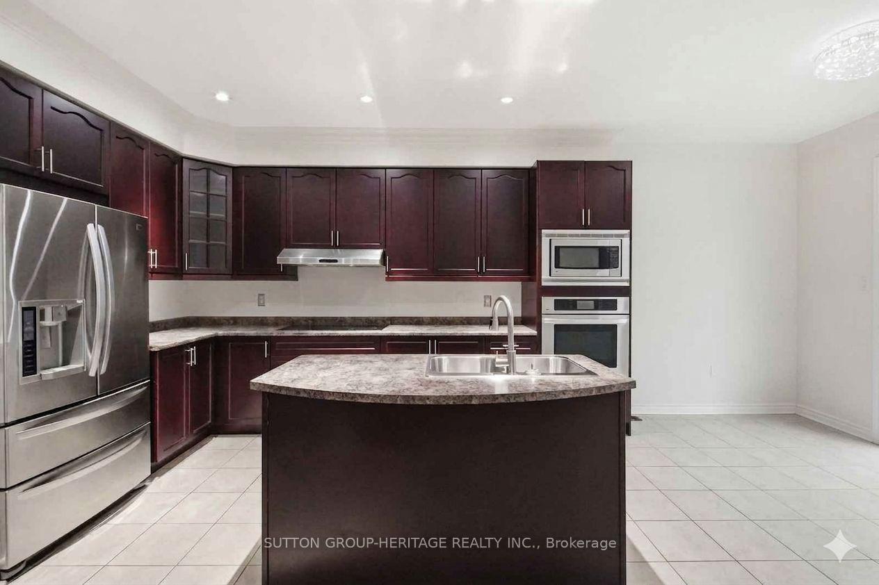 Photo 15 of 16 Shrewsbury Drive, Whitby, Brooklin — HOMEH