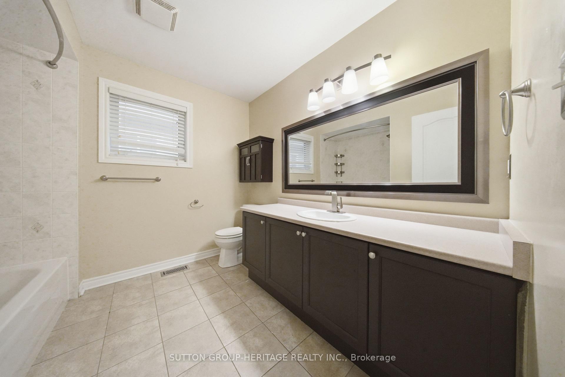 Photo 34 of 16 Shrewsbury Drive, Whitby, Brooklin — HOMEH