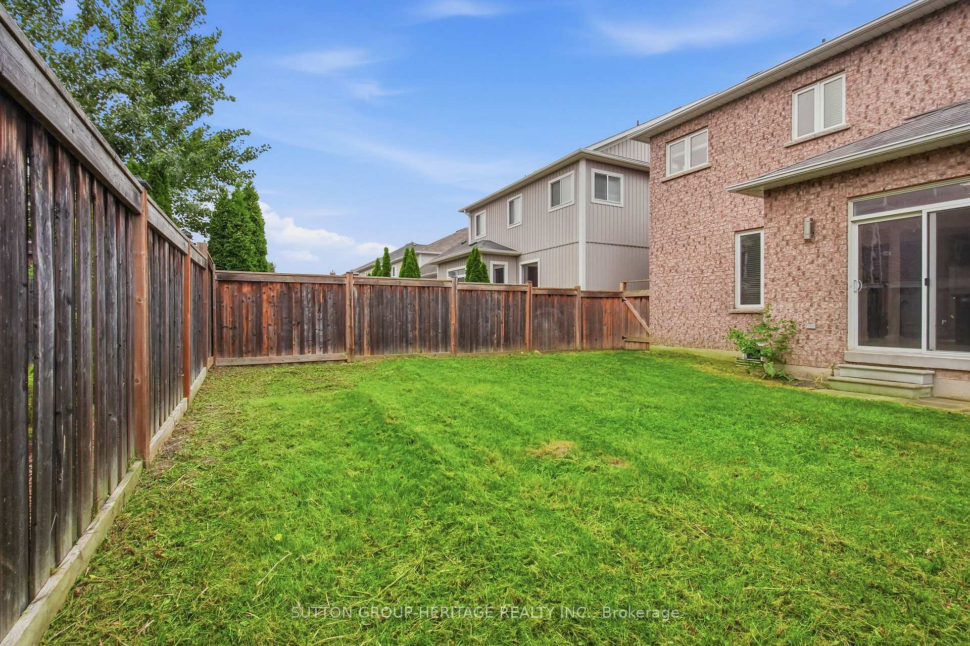 Photo 38 of 16 Shrewsbury Drive, Whitby, Brooklin — HOMEH