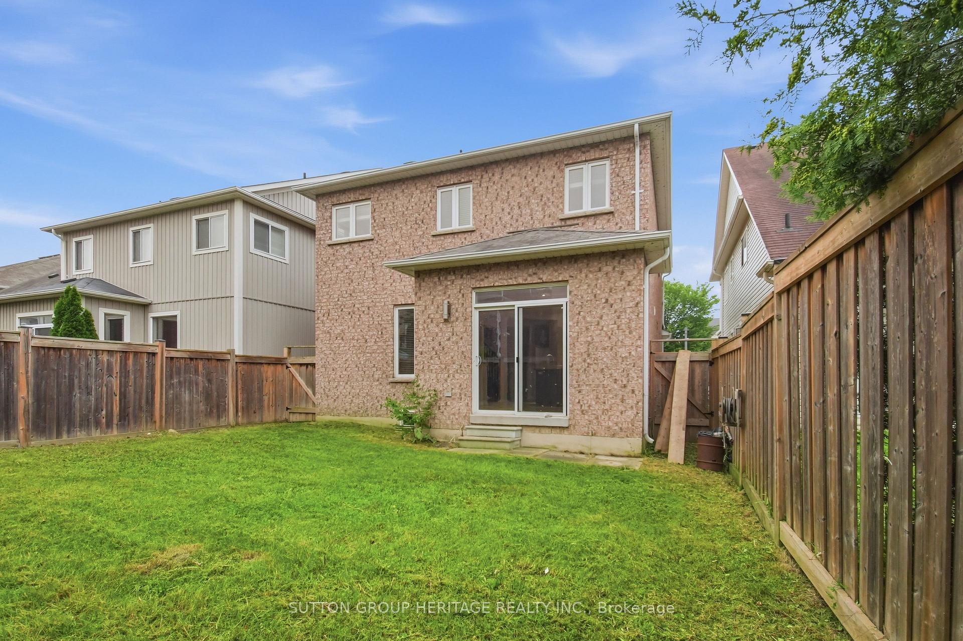 Photo 39 of 16 Shrewsbury Drive, Whitby, Brooklin — HOMEH