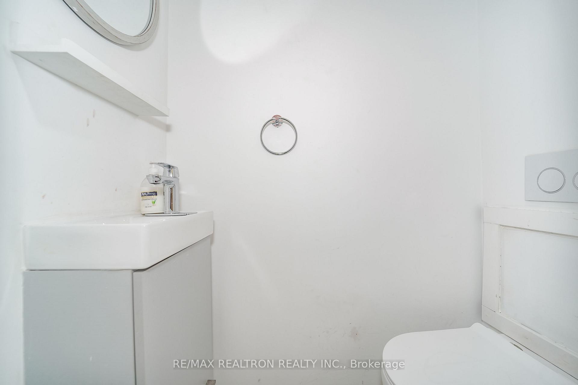 Photo 23 of 15 Blunden Road, Ajax, Central East — HOMEH