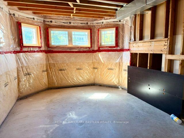 Photo 21 of 528 Clancy Crescent, Peterborough, Otonabee Ward 1 — HOMEH