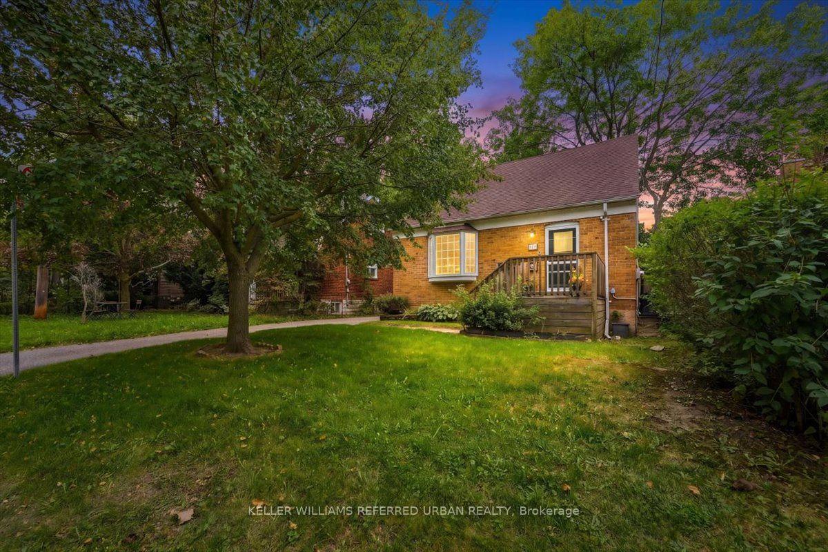 Photo of 207 Elmhurst Avenue