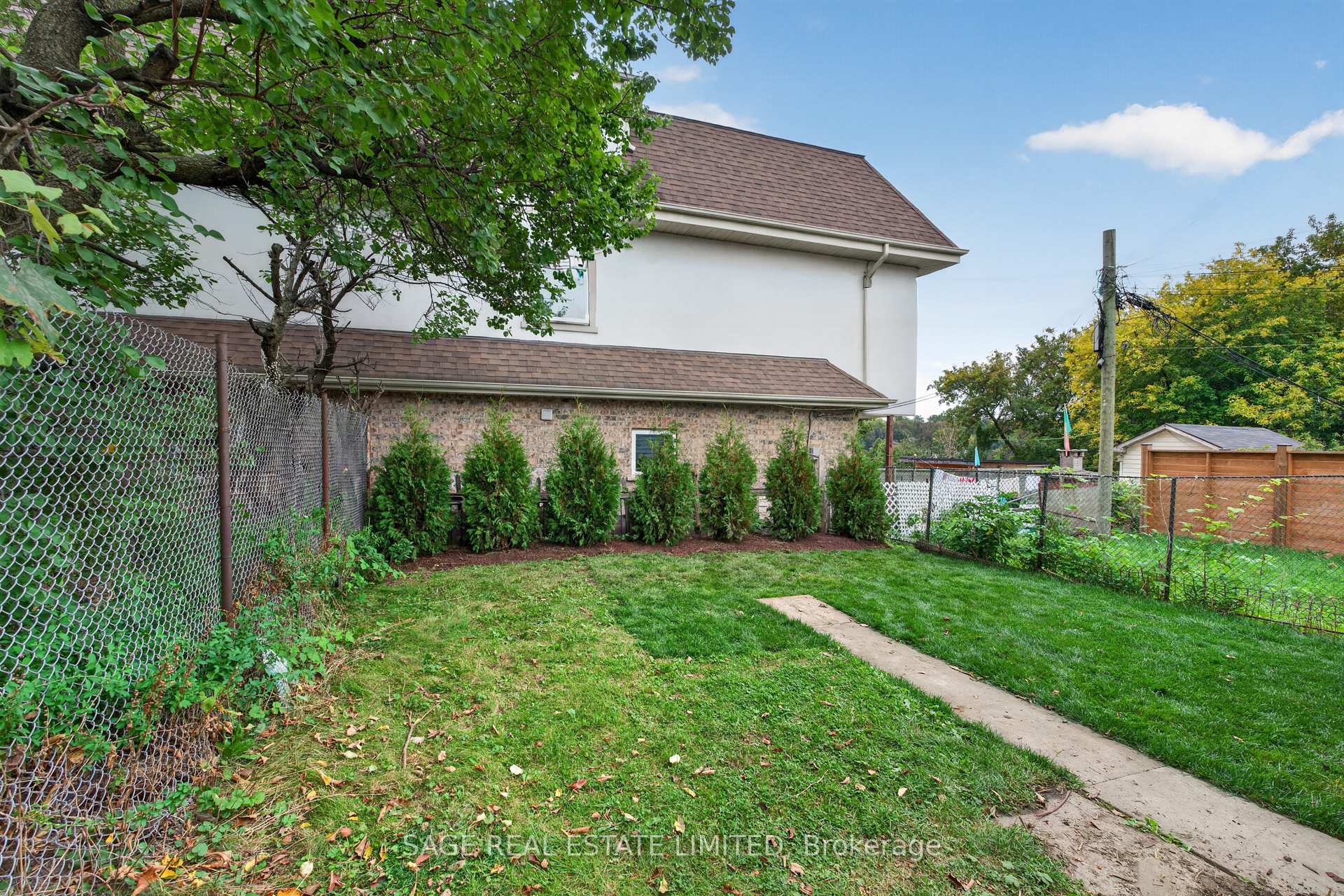 Photo 35 of 12 Branstone Road, Toronto, Caledonia-Fairbank — HOMEH