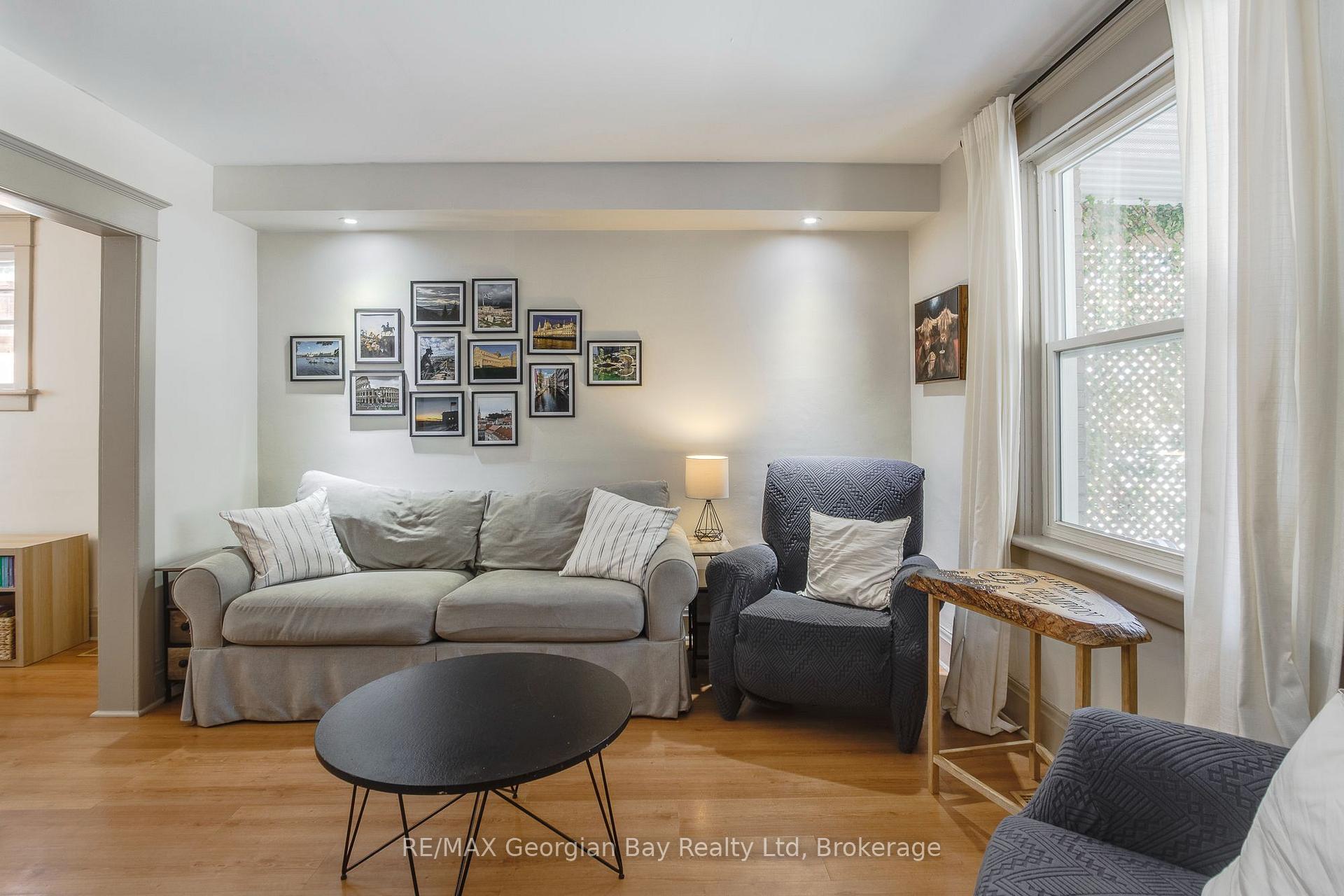 Photo 15 of 328 Third Street, Midland — HOMEH