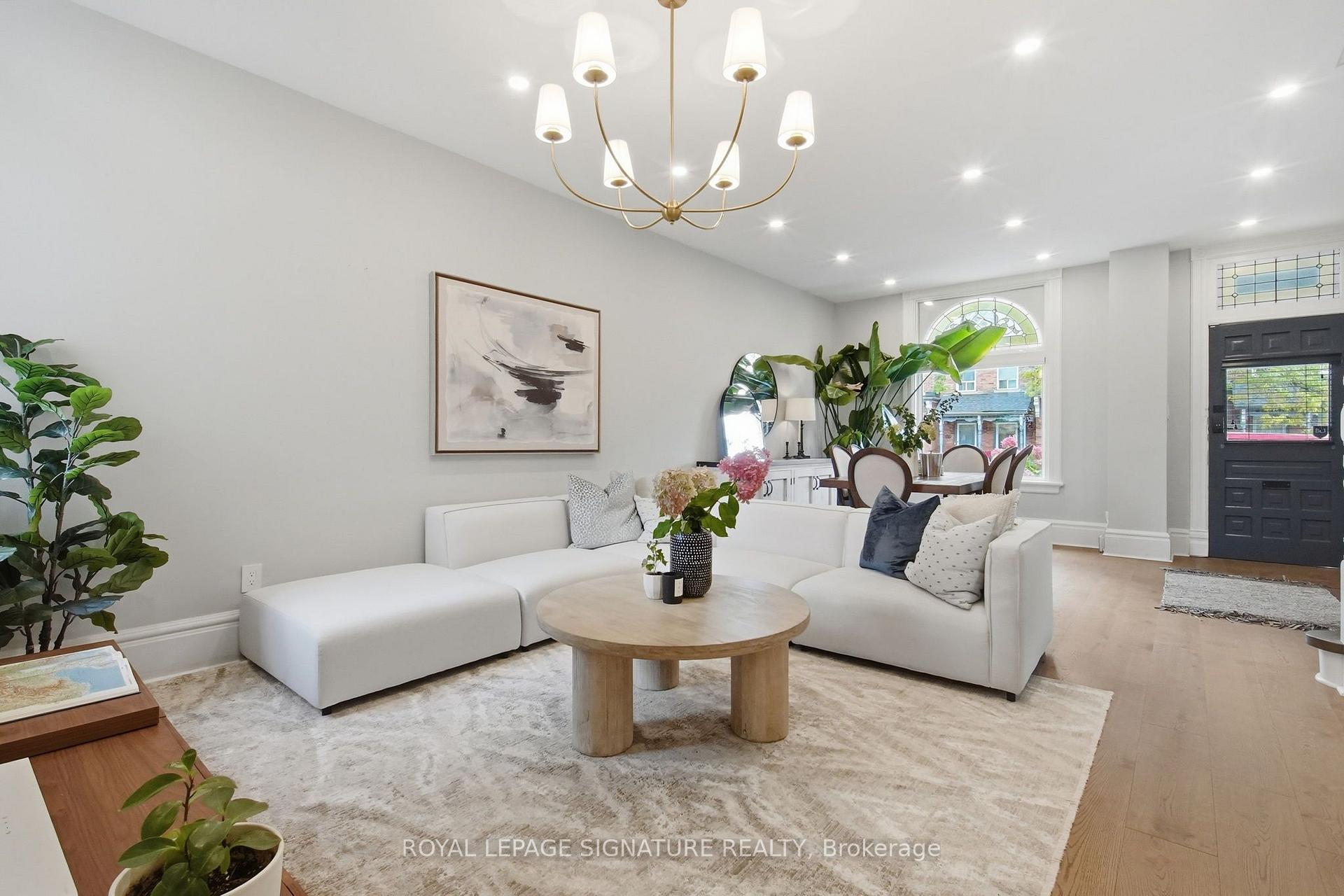 Photo 9 of 170 Broadview Avenue, Toronto, South Riverdale — HOMEH