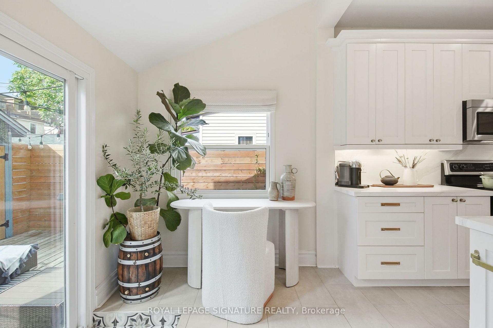 Photo 14 of 170 Broadview Avenue, Toronto, South Riverdale — HOMEH