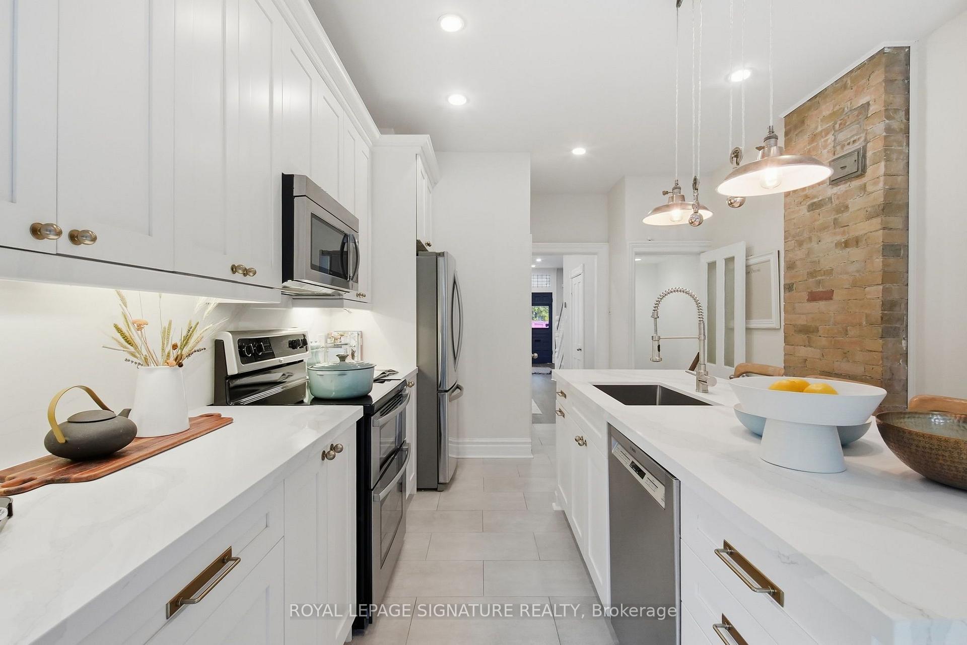 Photo 15 of 170 Broadview Avenue, Toronto, South Riverdale — HOMEH
