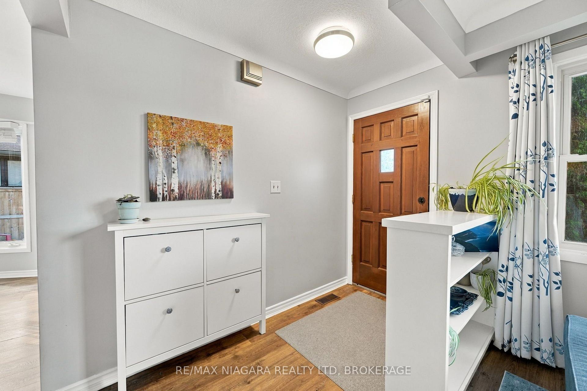 Photo 8 of 123 Meredith Drive, St. Catharines, Carlton/Bunting — HOMEH
