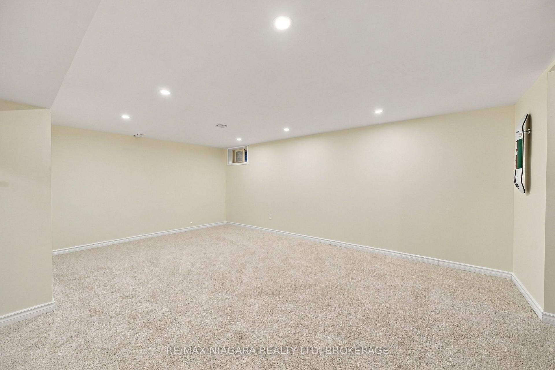 Photo 28 of 123 Meredith Drive, St. Catharines, Carlton/Bunting — HOMEH