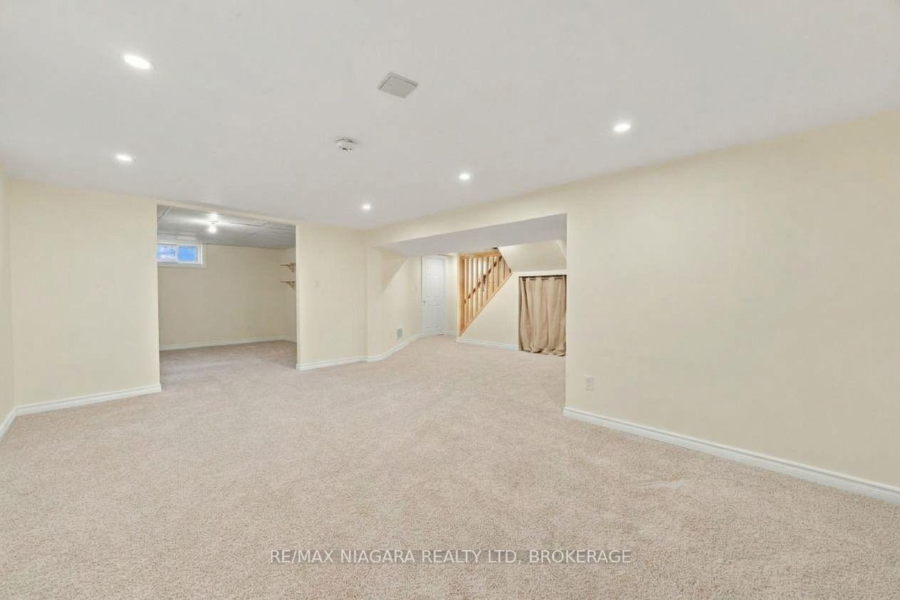 Photo 29 of 123 Meredith Drive, St. Catharines, Carlton/Bunting — HOMEH