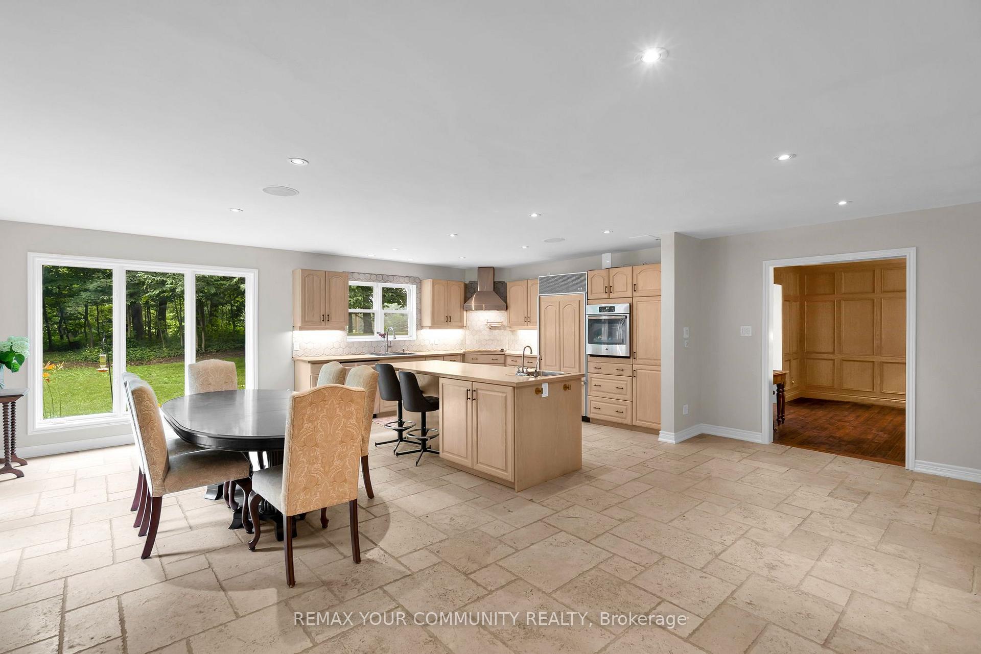 Photo 12 of 273 Wees Road, Uxbridge, Rural Uxbridge — HOMEH