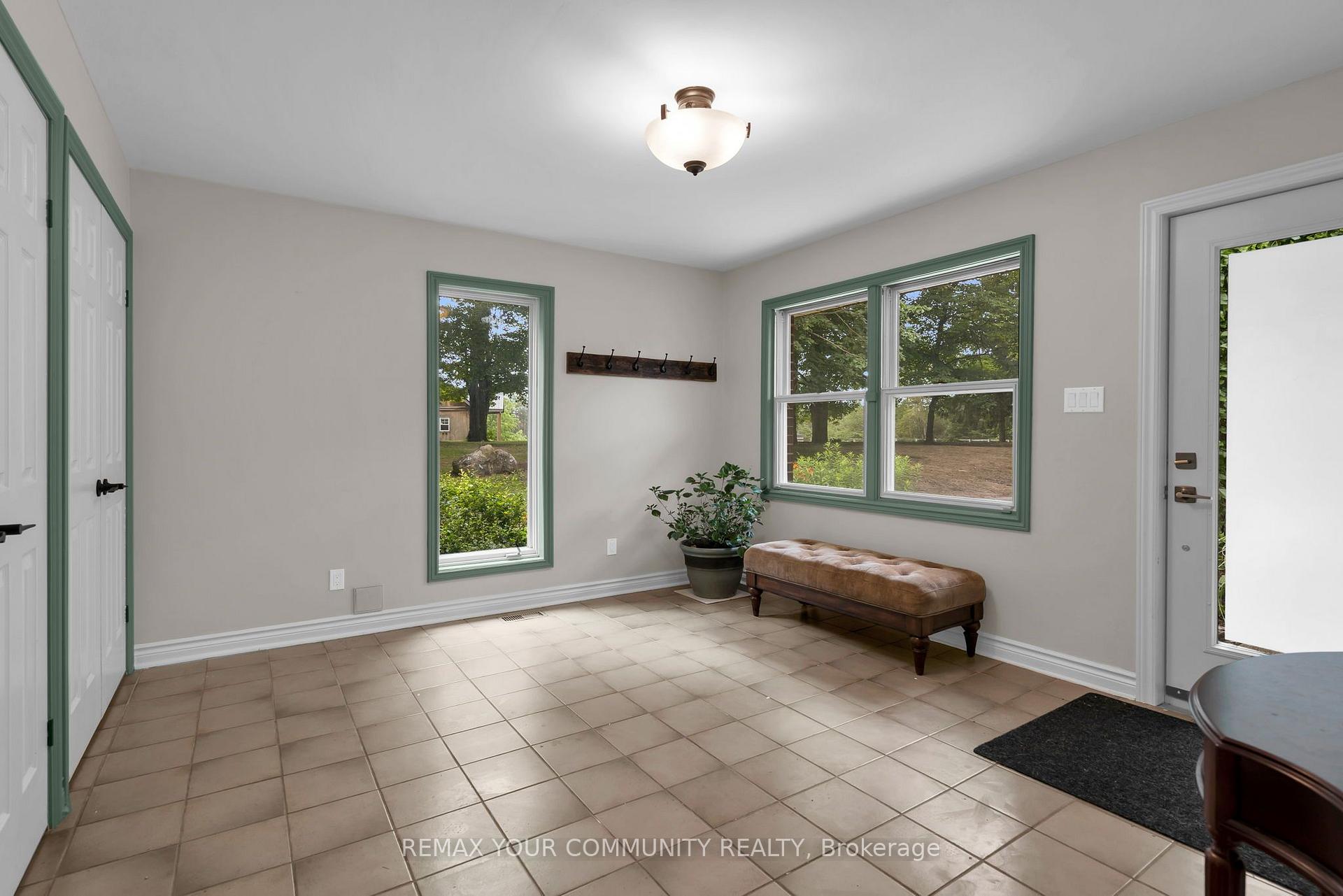 Photo 17 of 273 Wees Road, Uxbridge, Rural Uxbridge — HOMEH