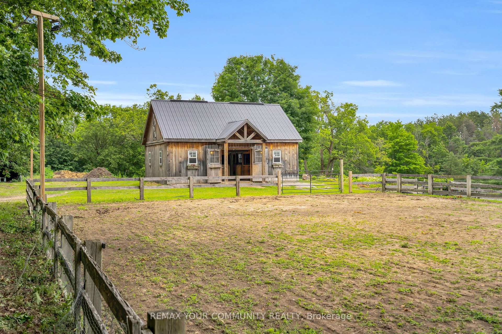Photo 37 of 273 Wees Road, Uxbridge, Rural Uxbridge — HOMEH