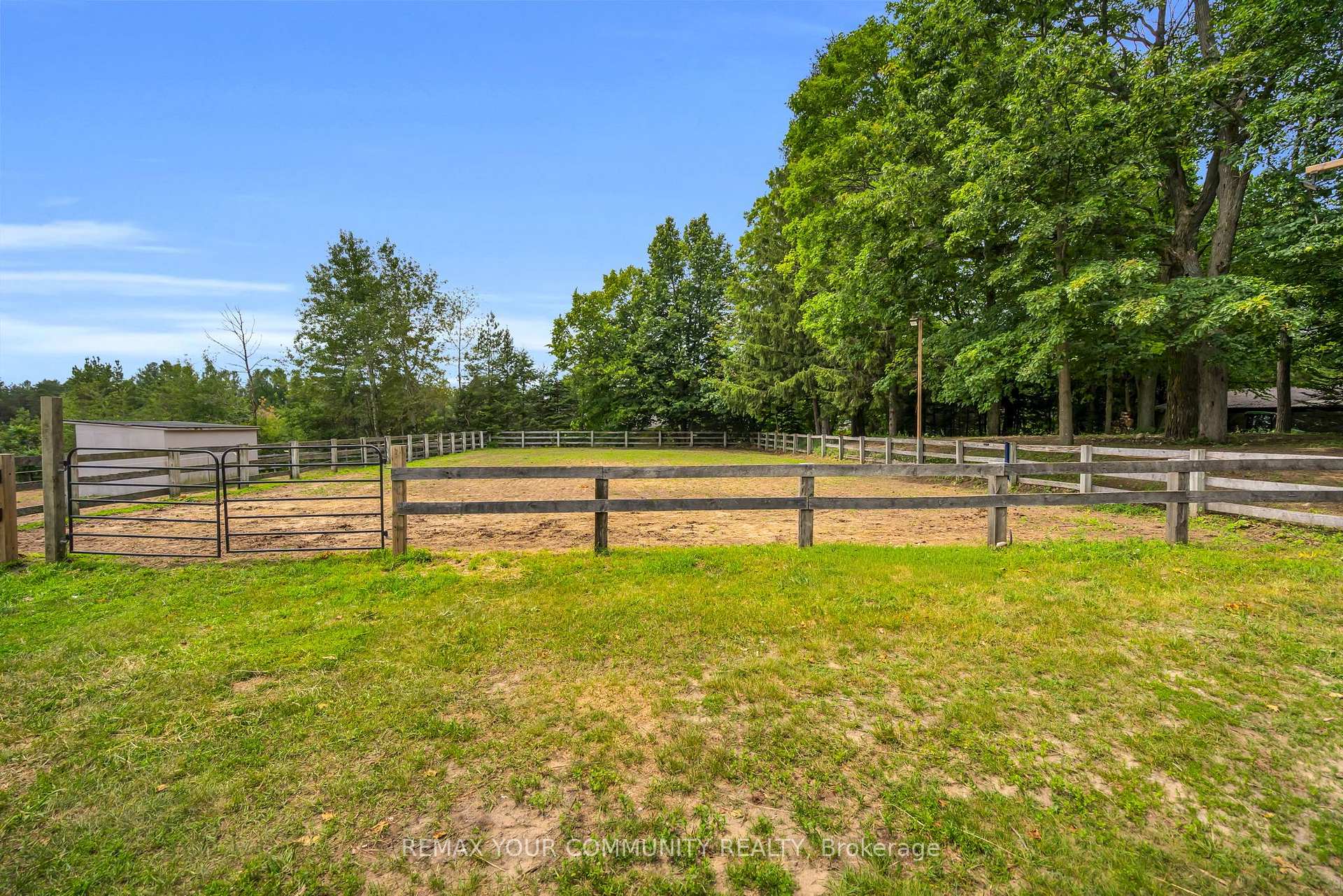 Photo 42 of 273 Wees Road, Uxbridge, Rural Uxbridge — HOMEH