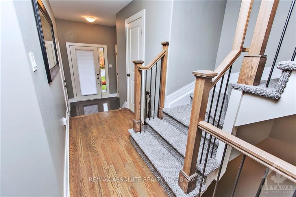 Photo 4 of 159 Woodhurst Crescent, Ottawa, Stittsville (South) — HOMEH