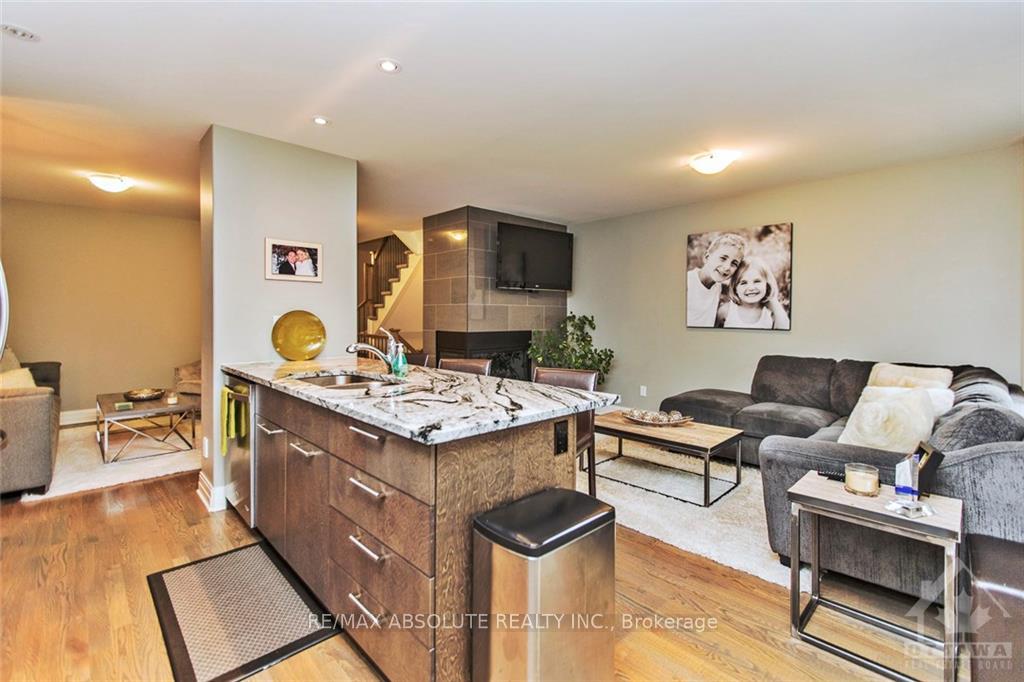 Photo 10 of 159 Woodhurst Crescent, Ottawa, Stittsville (South) — HOMEH