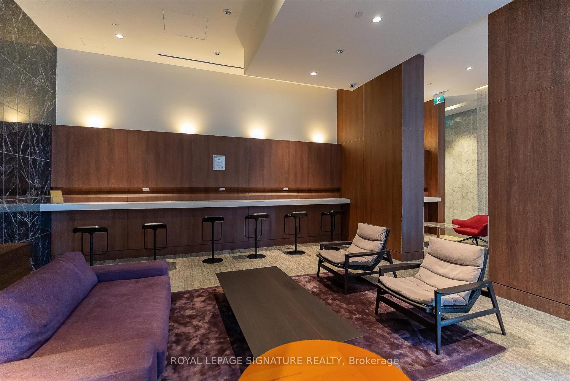 Photo 4 of Unit 2115, 70 Queens Wharf Road, Toronto, Waterfront Communities — HOMEH