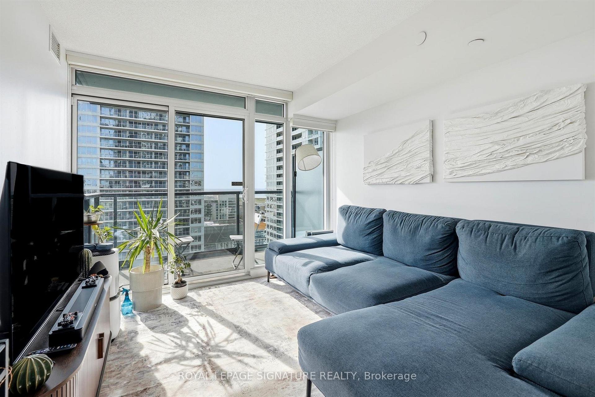 Photo 24 of Unit 2115, 70 Queens Wharf Road, Toronto, Waterfront Communities — HOMEH