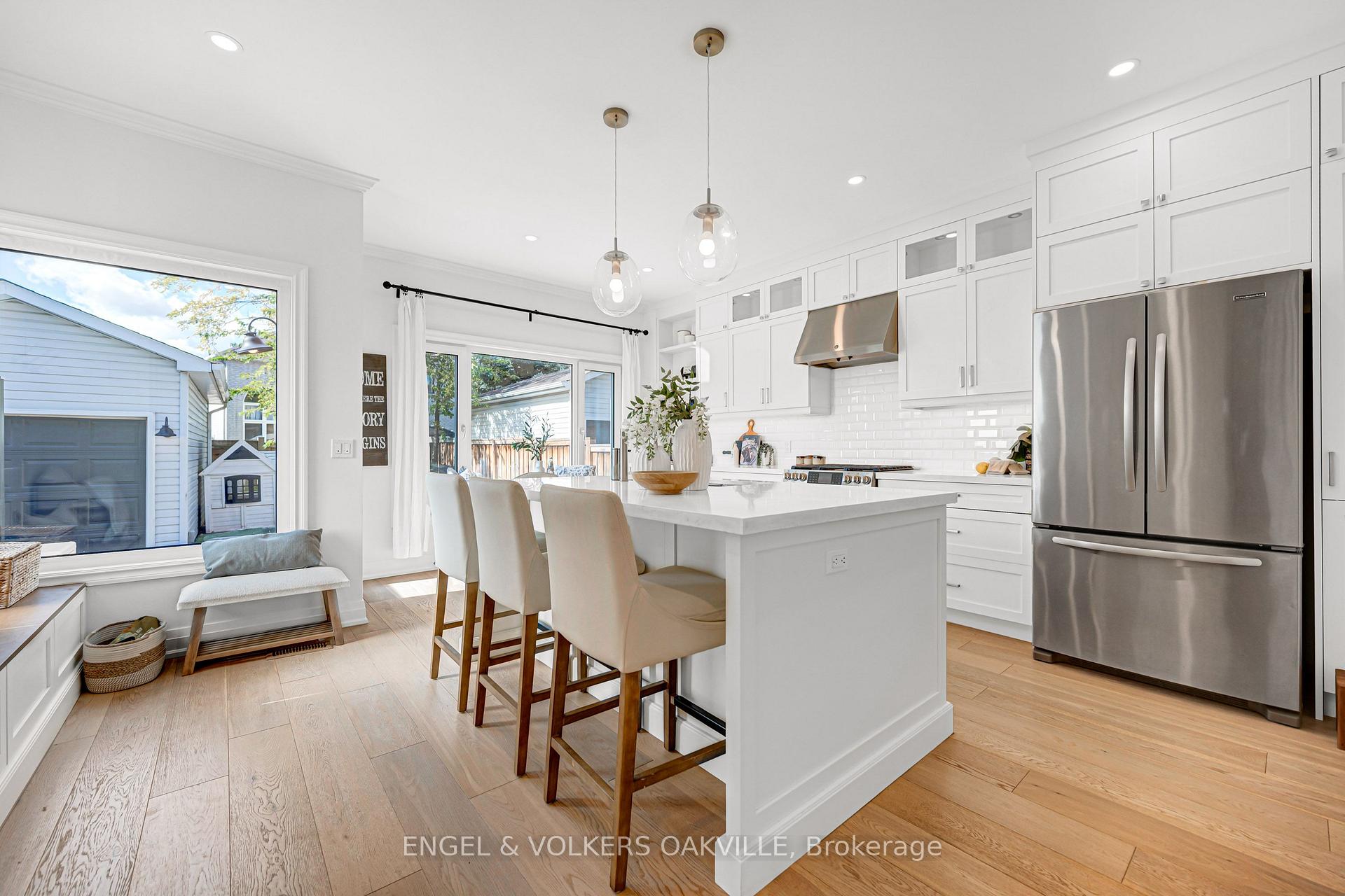 Photo 16 of 2592 Castle Hill Crescent, Oakville, River Oaks — HOMEH