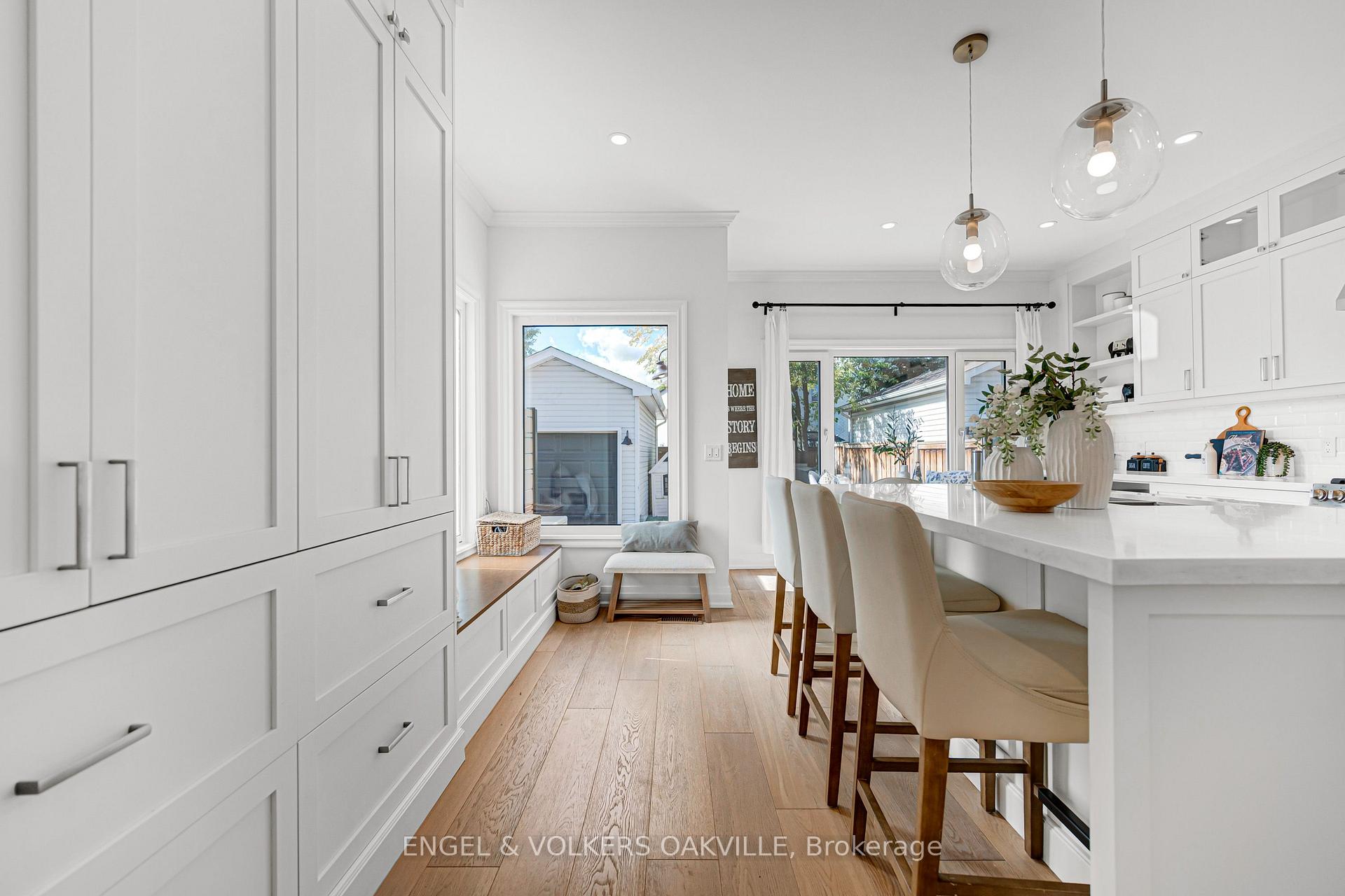 Photo 21 of 2592 Castle Hill Crescent, Oakville, River Oaks — HOMEH