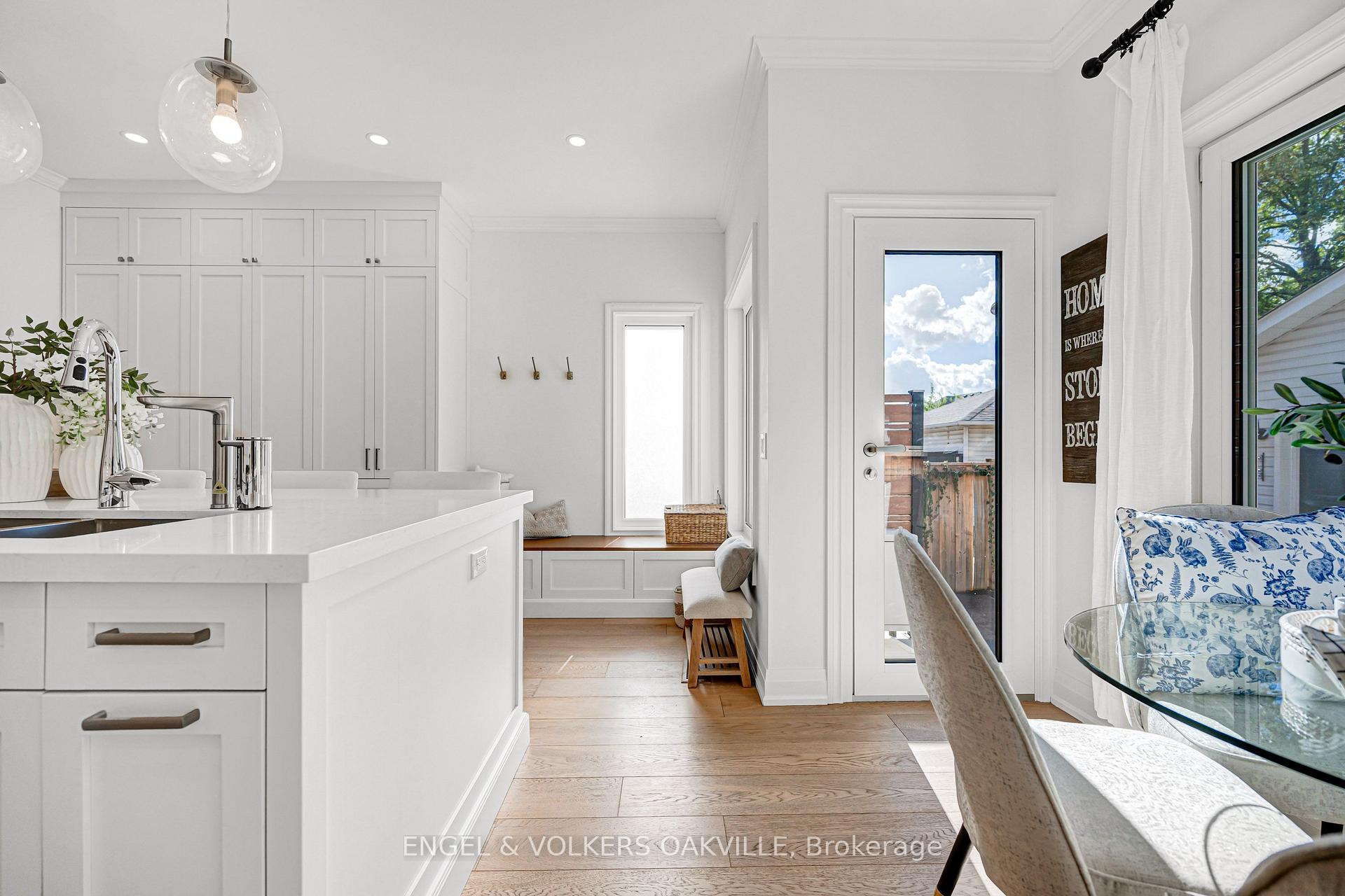 Photo 27 of 2592 Castle Hill Crescent, Oakville, River Oaks — HOMEH