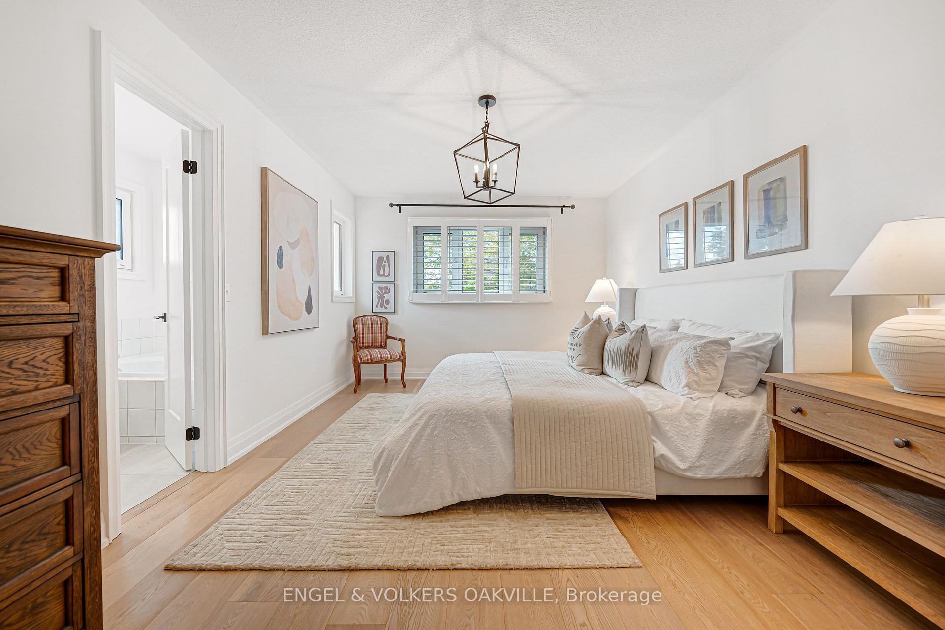Photo 31 of 2592 Castle Hill Crescent, Oakville, River Oaks — HOMEH