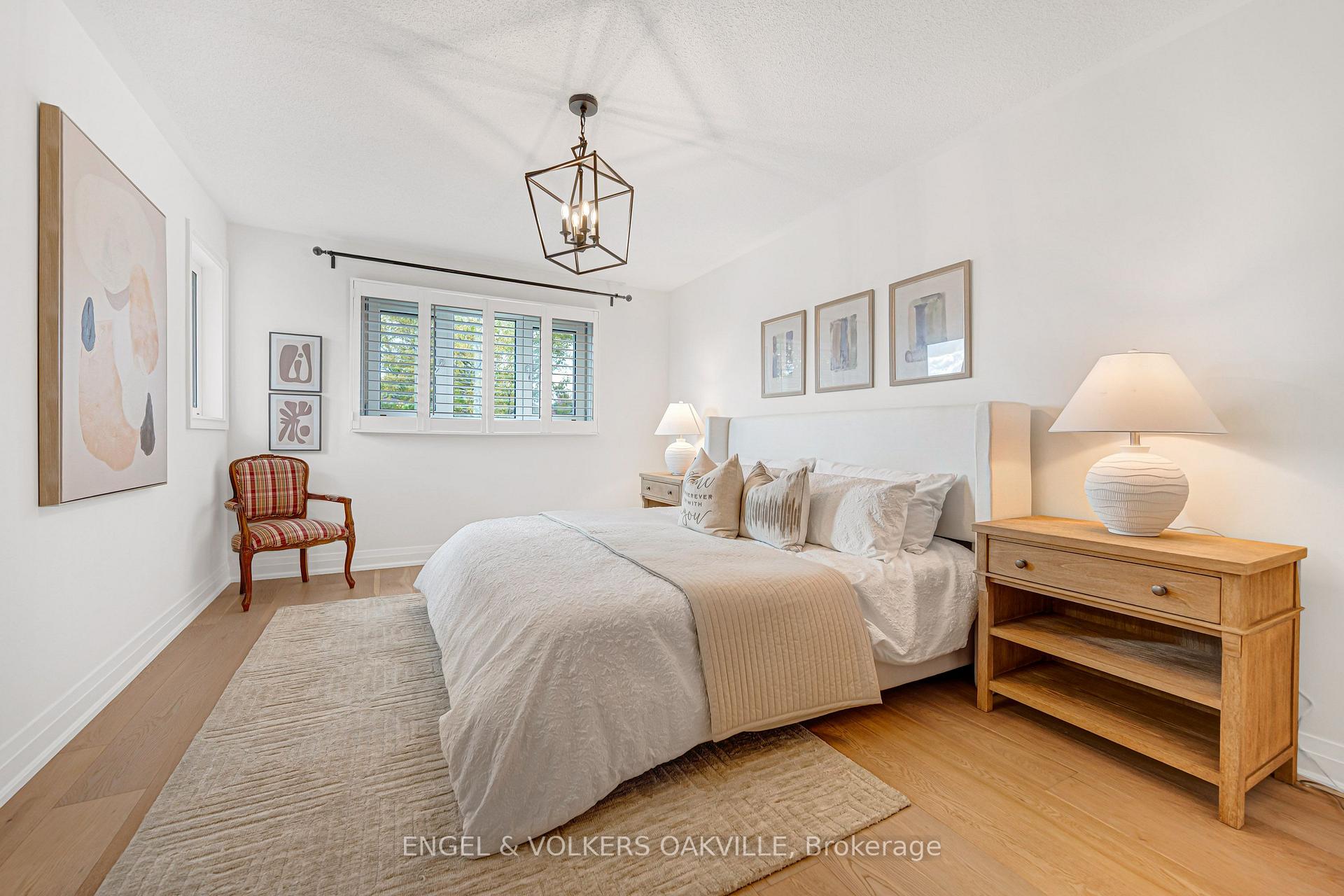 Photo 32 of 2592 Castle Hill Crescent, Oakville, River Oaks — HOMEH