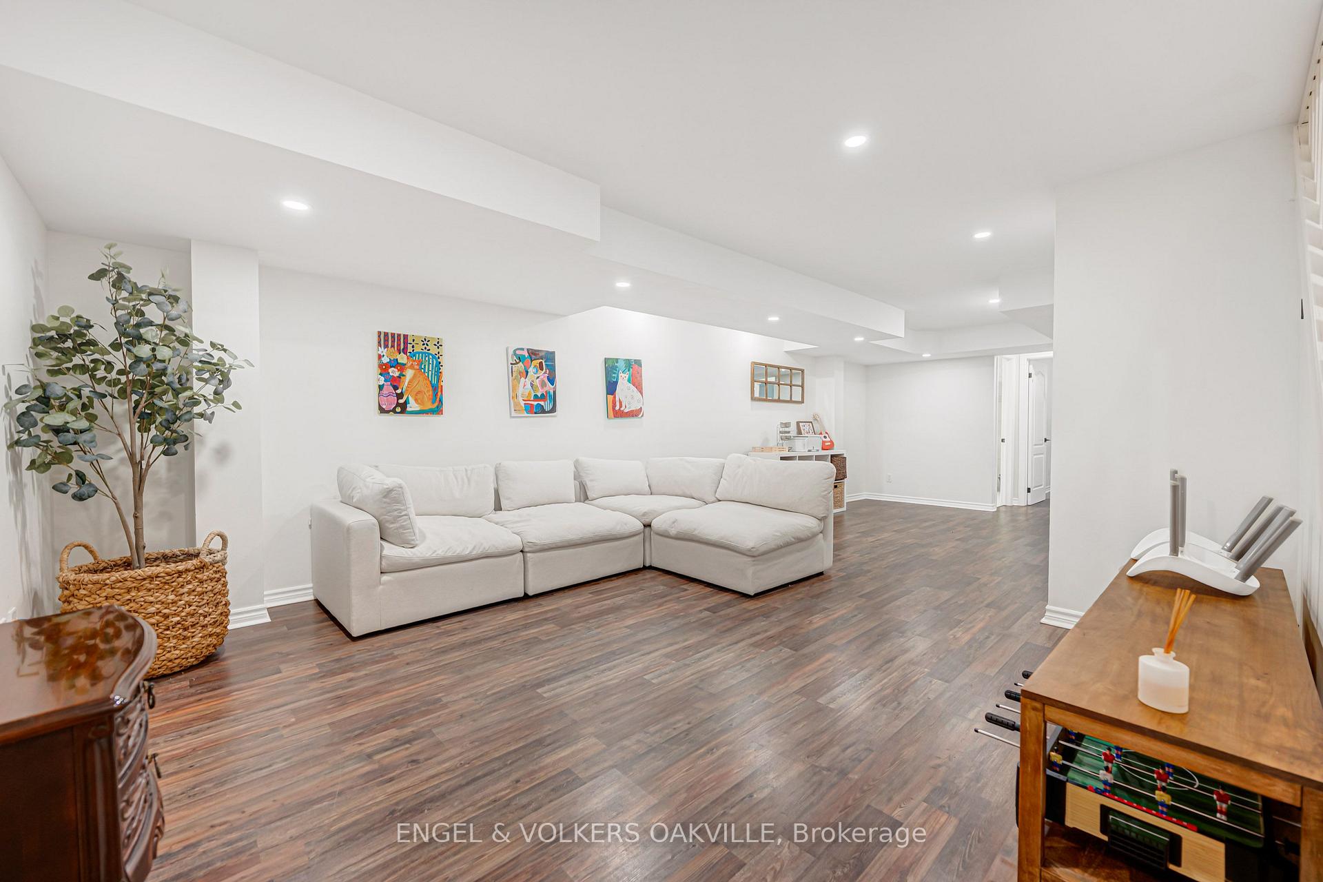 Photo 42 of 2592 Castle Hill Crescent, Oakville, River Oaks — HOMEH
