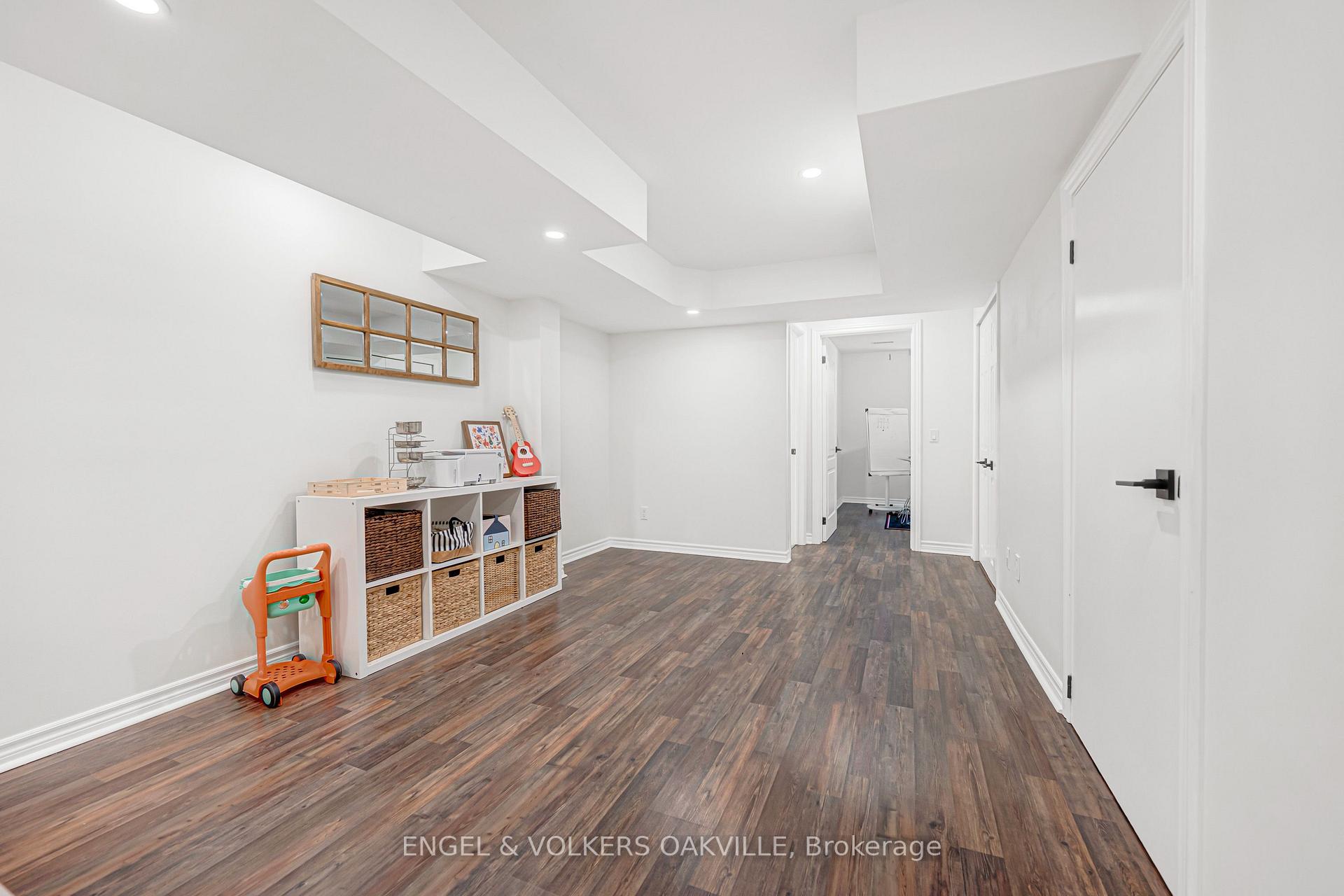 Photo 43 of 2592 Castle Hill Crescent, Oakville, River Oaks — HOMEH