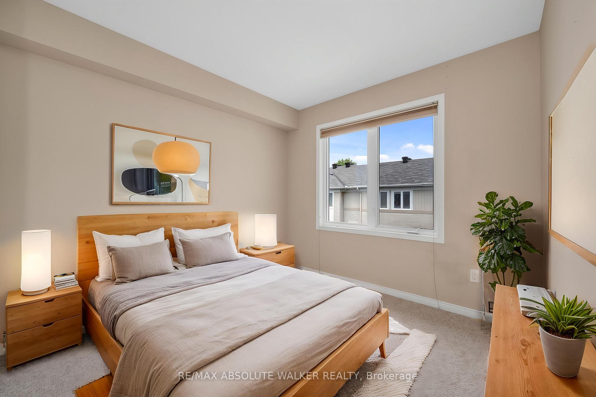 Photo 20 of 65 Songbird Private, Ottawa, Westcliffe Estates — HOMEH