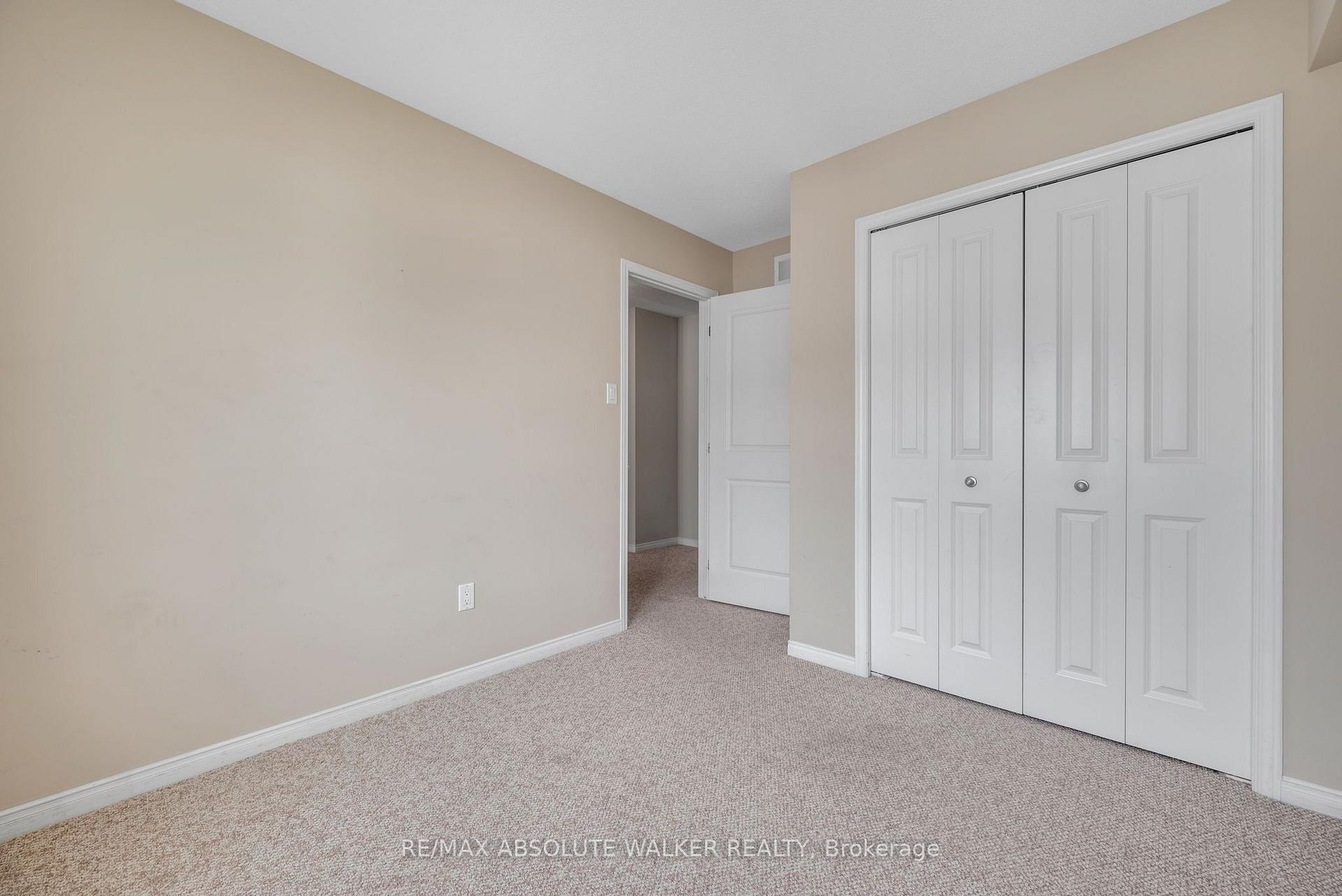 Photo 22 of 65 Songbird Private, Ottawa, Westcliffe Estates — HOMEH