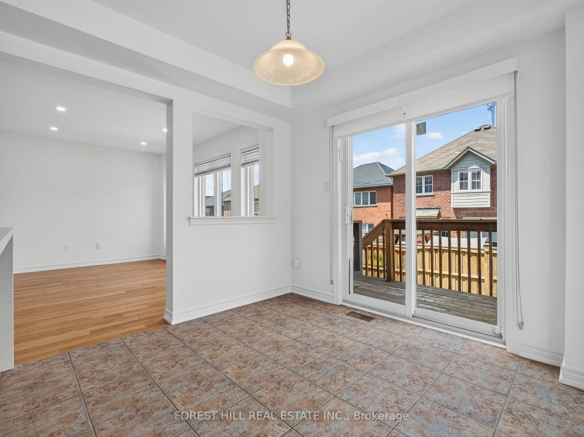 Photo 15 of 95 Stoyell Drive, Richmond Hill, Jefferson — HOMEH