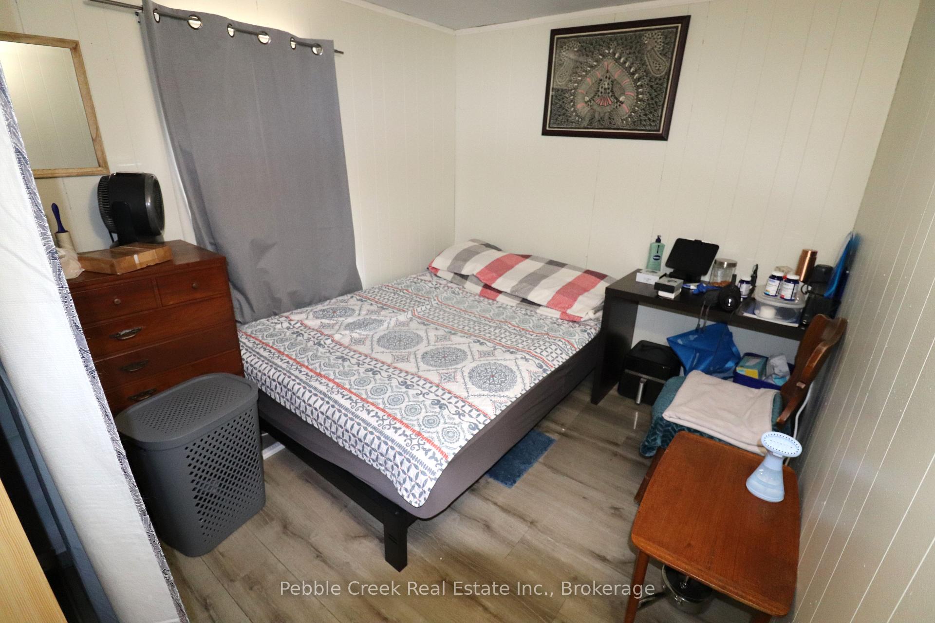 Photo 11 of 208 Hincks Street, Goderich, Goderich (Town) — HOMEH