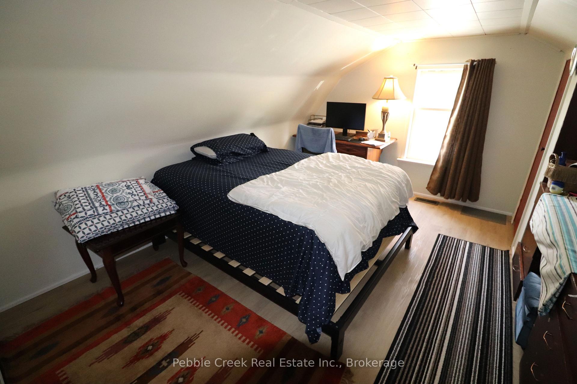 Photo 13 of 208 Hincks Street, Goderich, Goderich (Town) — HOMEH