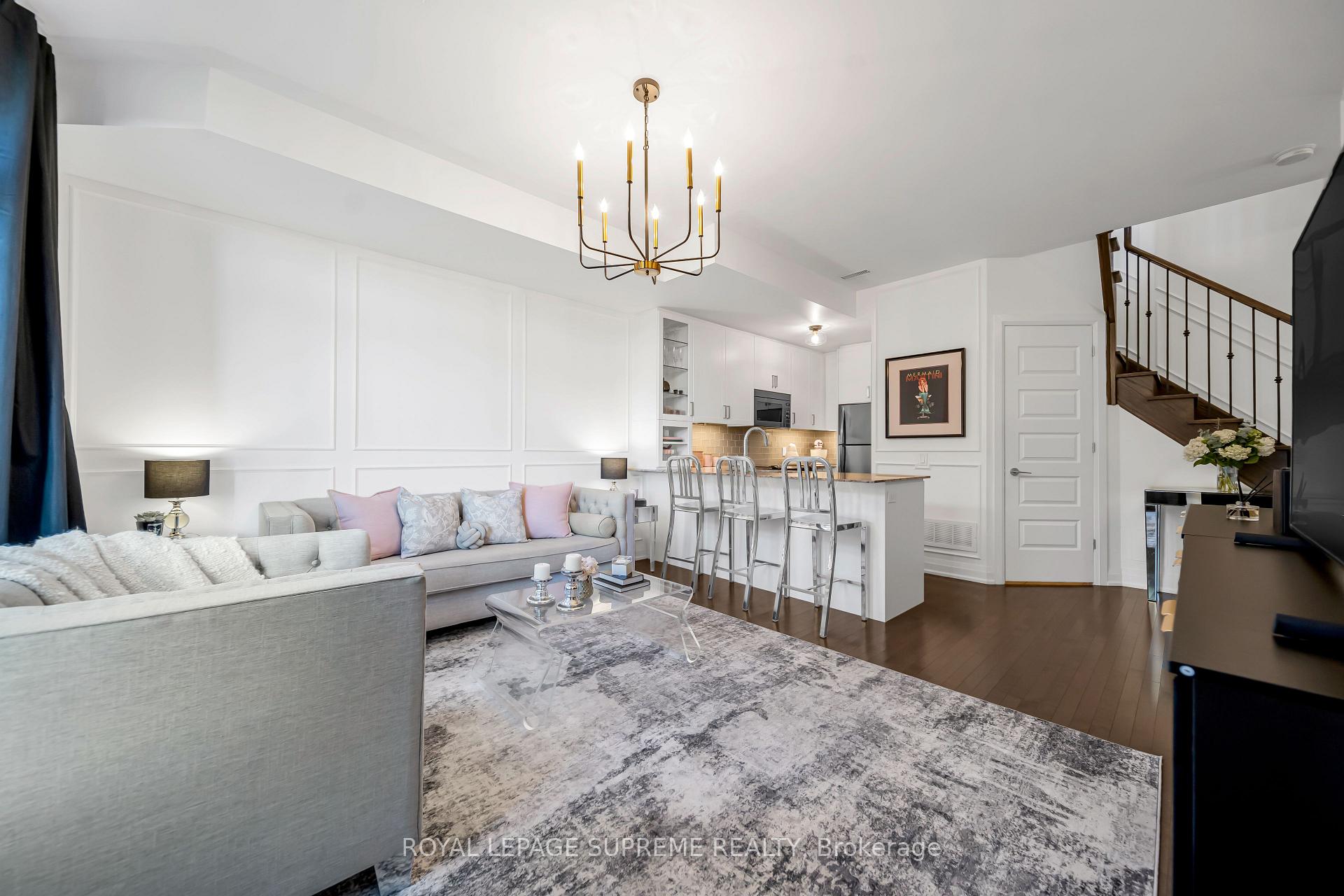 Photo 8 of Unit 43, 8167 Kipling Avenue, Vaughan, West Woodbridge — HOMEH