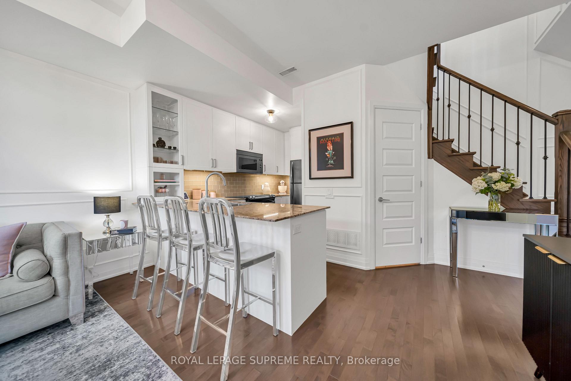 Photo 13 of Unit 43, 8167 Kipling Avenue, Vaughan, West Woodbridge — HOMEH