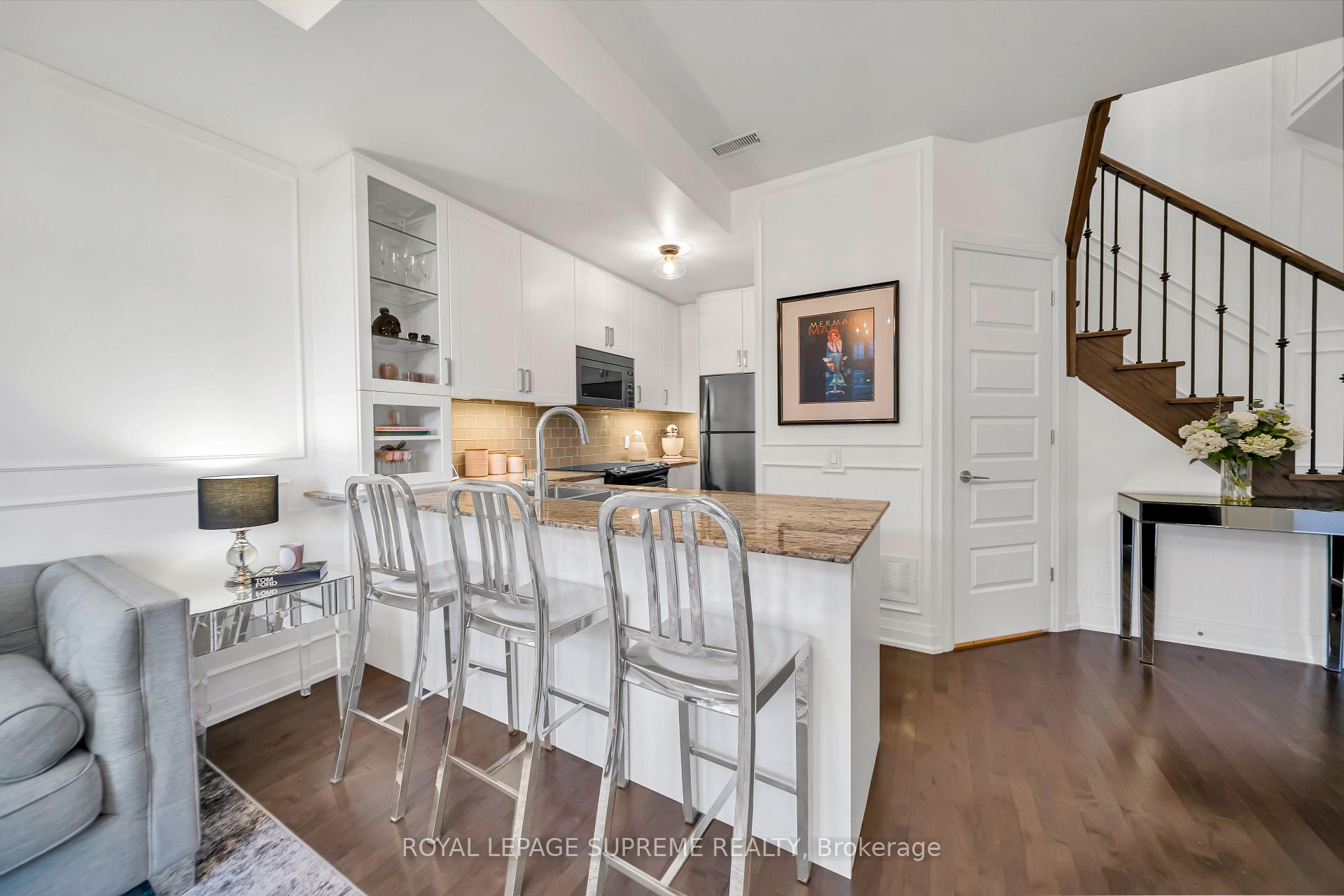 Photo 14 of Unit 43, 8167 Kipling Avenue, Vaughan, West Woodbridge — HOMEH