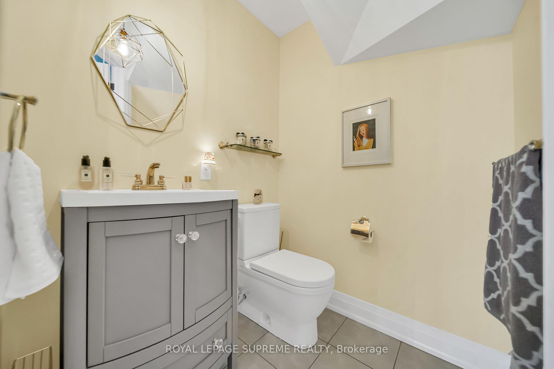 Photo 23 of Unit 43, 8167 Kipling Avenue, Vaughan, West Woodbridge — HOMEH